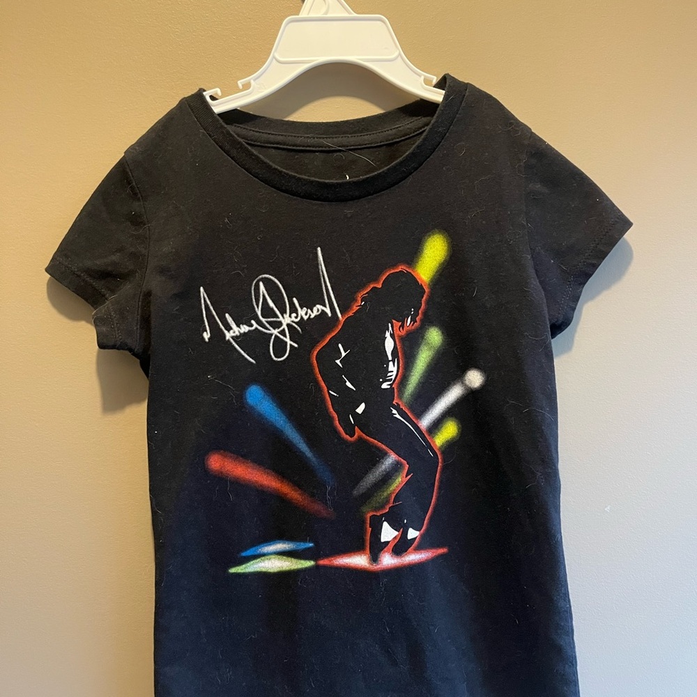 Black Michael Jackson T-Shirt with Vibrant Graphics MJ brand